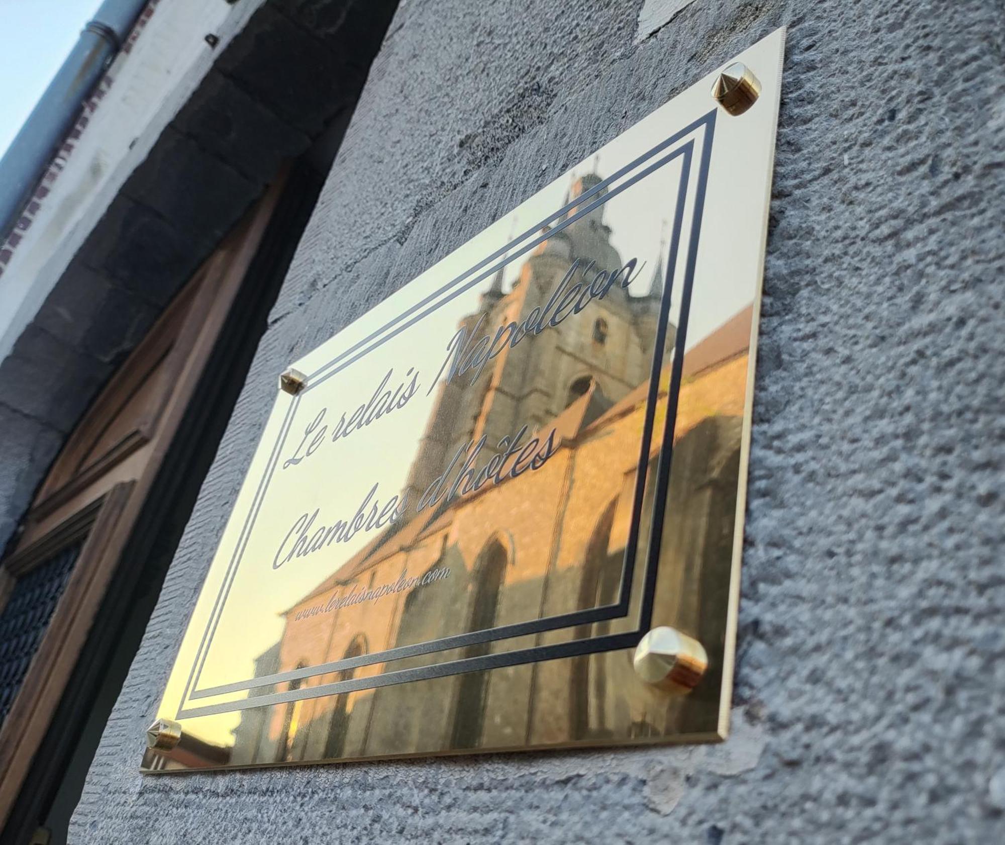 Le Relais Napoleon Bed and Breakfast Avesnes-sur-Helpe Buitenkant foto